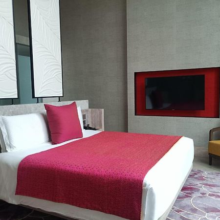Taj Cidade De Goa Horizon, Goa Panaji Luaran gambar A bedroom at the hotel