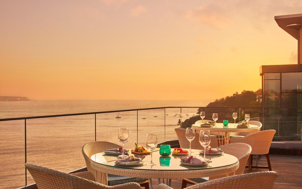 Taj Cidade De Goa Horizon, Goa Panaji Luaran gambar Sunset at the hotel