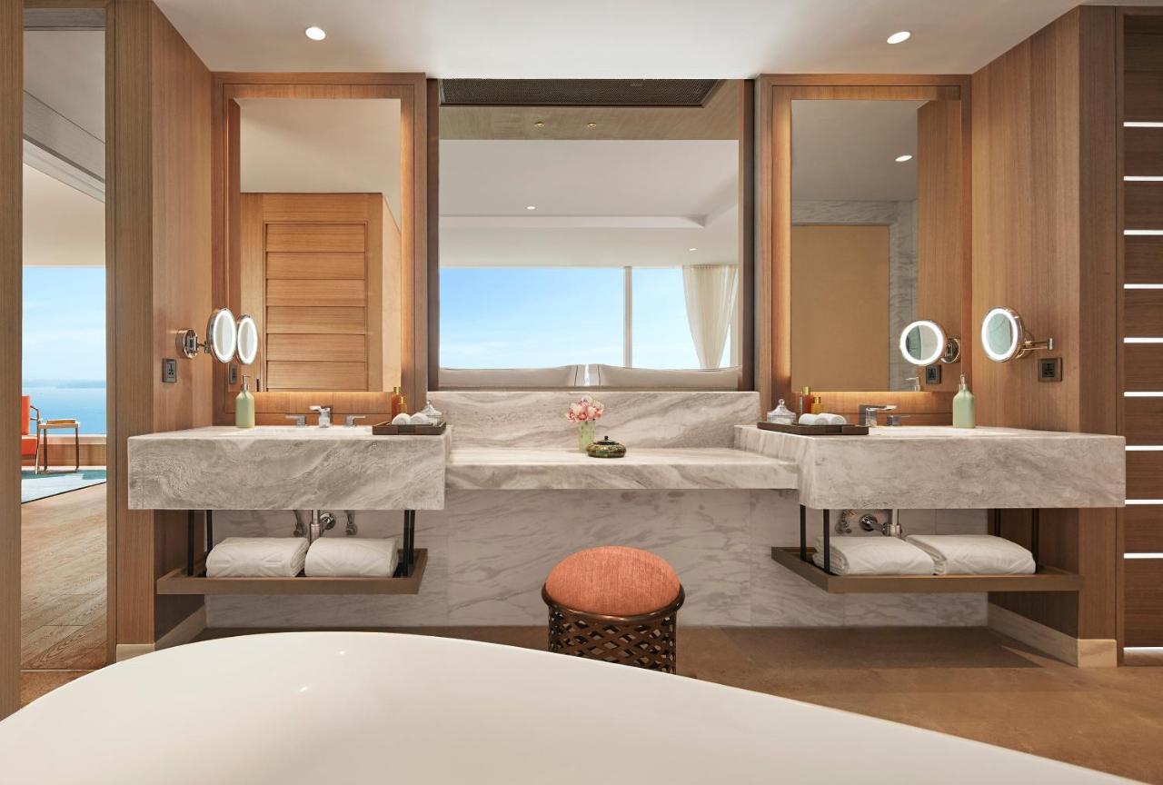 Taj Cidade De Goa Horizon, Goa Panaji Luaran gambar Bathroom